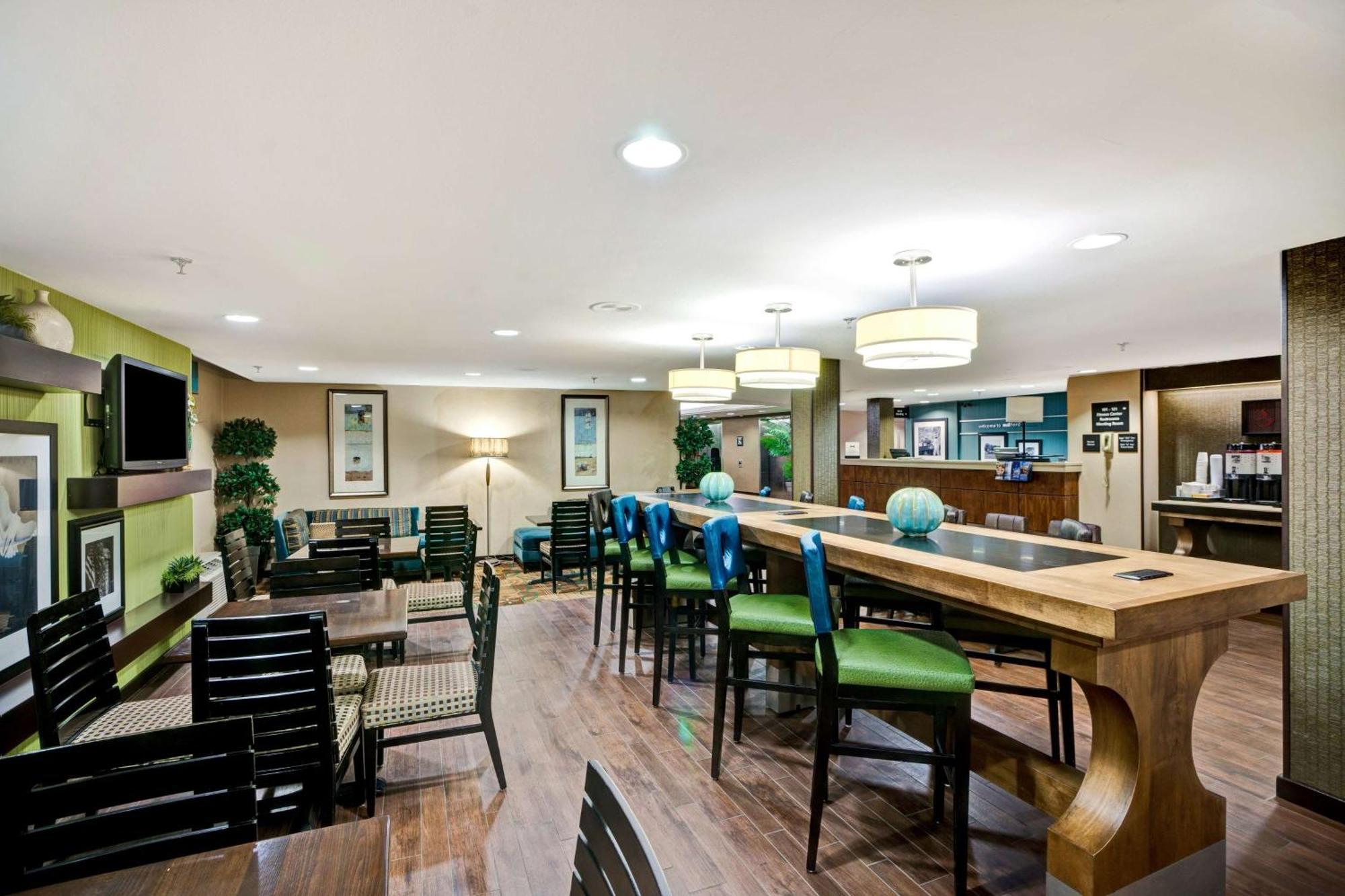 Hampton Inn By Hilton Μίλφορντ Εξωτερικό φωτογραφία