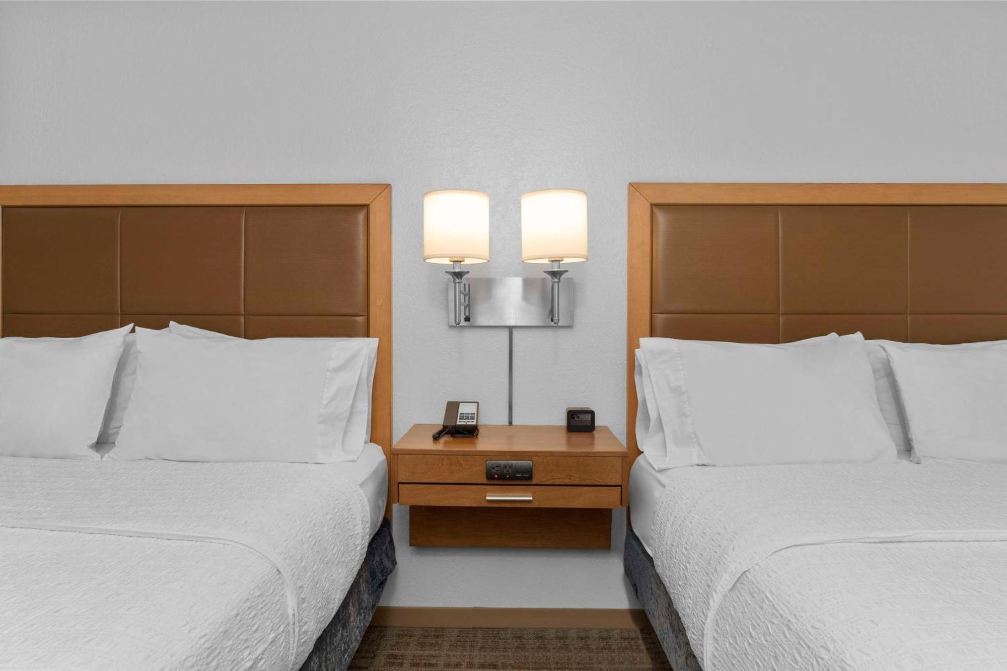 Hampton Inn By Hilton Μίλφορντ Εξωτερικό φωτογραφία