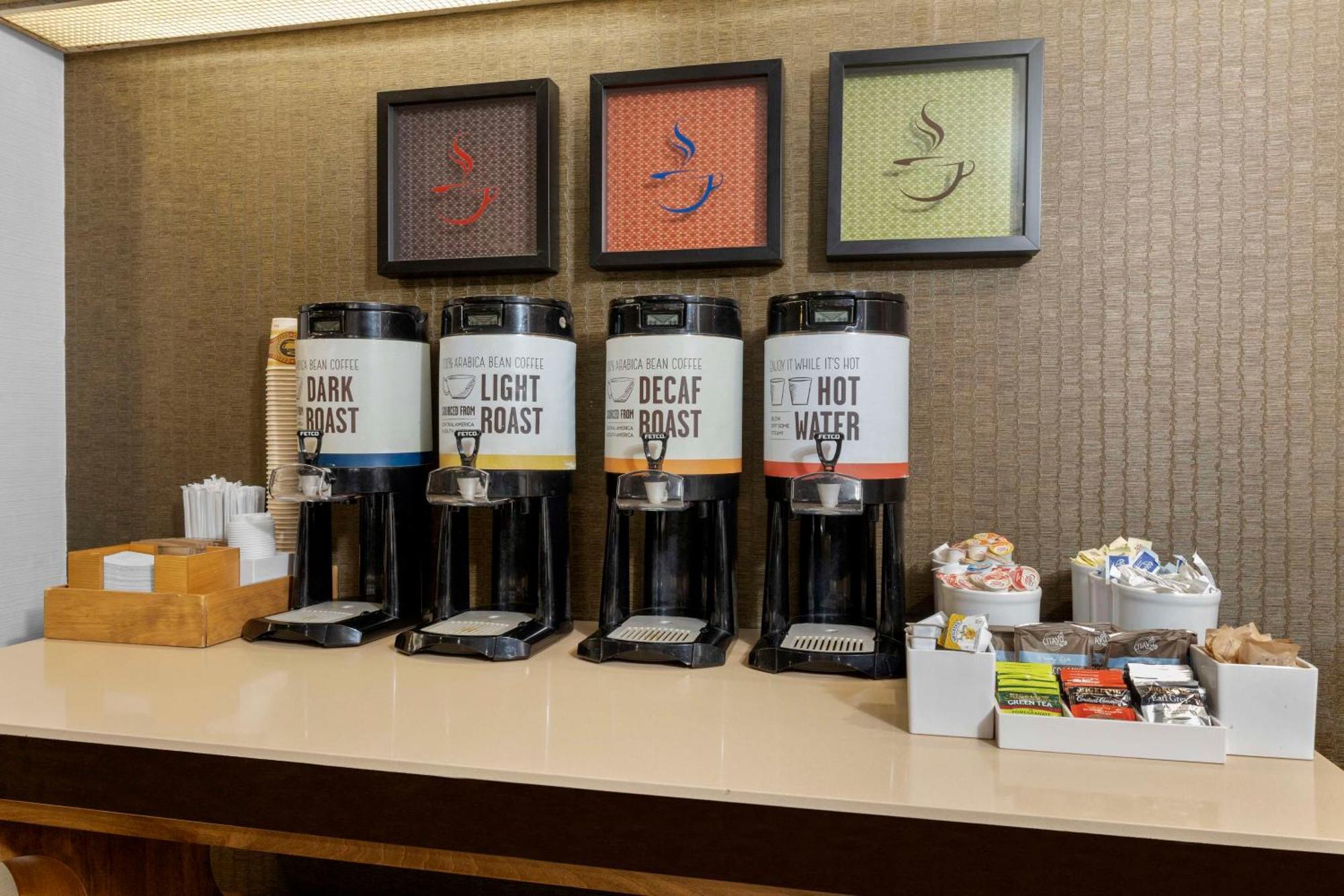 Hampton Inn By Hilton Μίλφορντ Εξωτερικό φωτογραφία