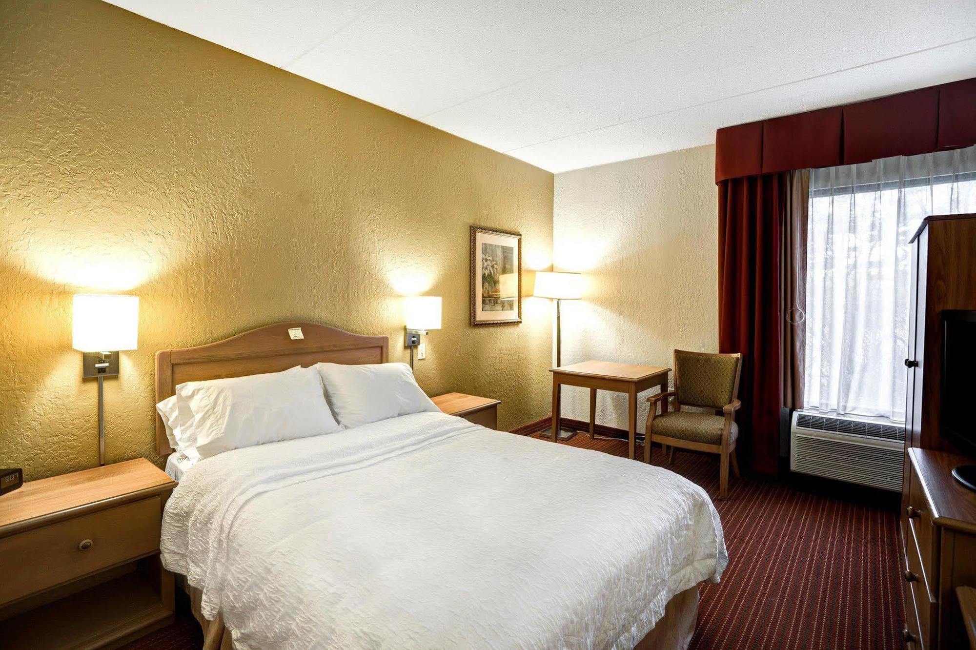 Hampton Inn By Hilton Μίλφορντ Εξωτερικό φωτογραφία