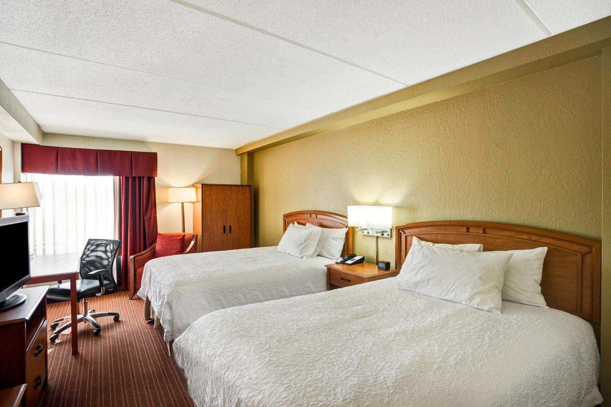 Hampton Inn By Hilton Μίλφορντ Εξωτερικό φωτογραφία